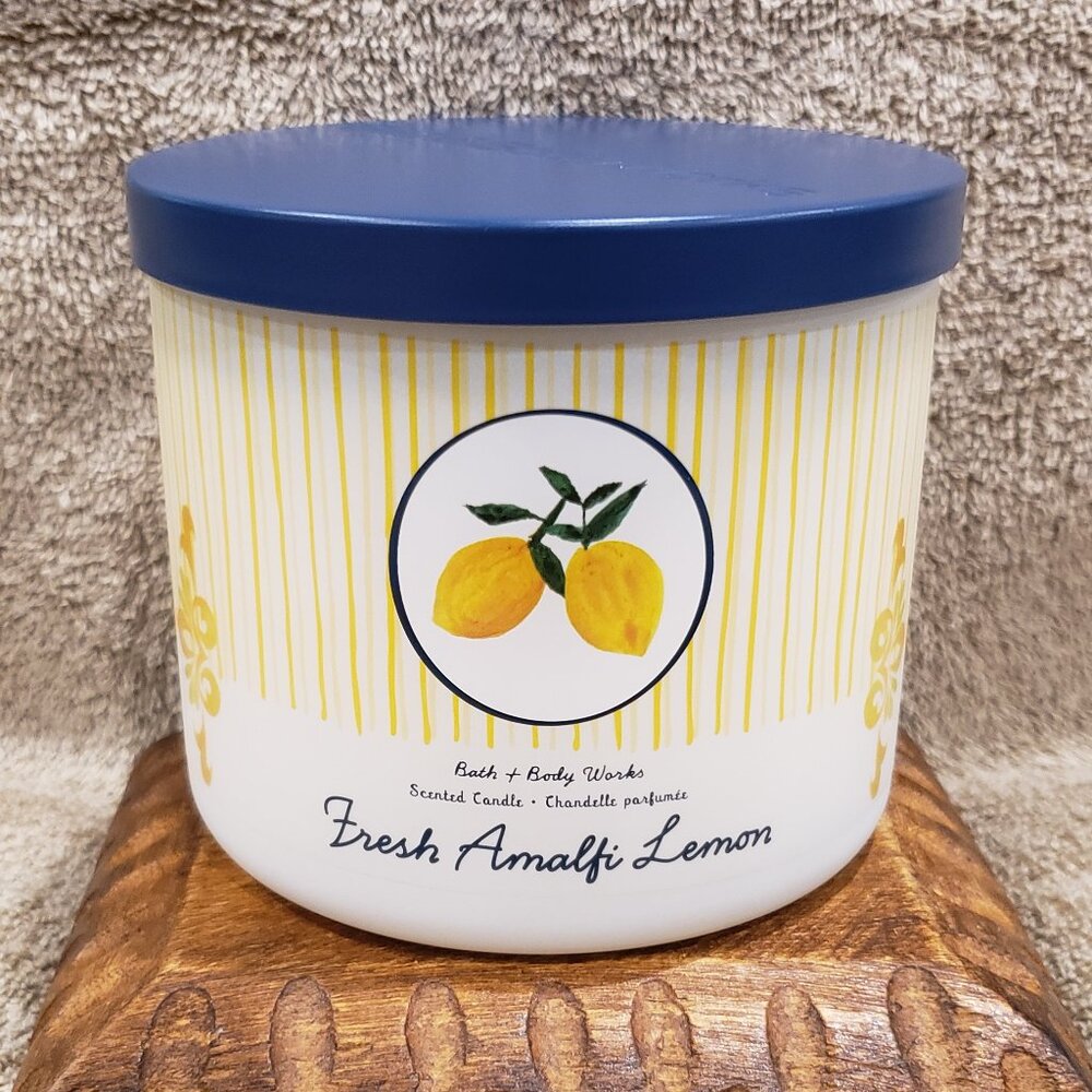 ✨Host Pick ✨NEW BBW 3-Wick Fresh Amalfi Lemon Candle